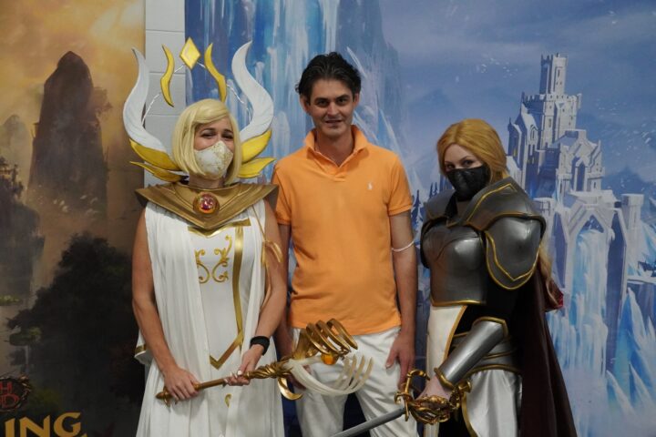 Olivia Gobert-Hicks, James White, and Cspranklerun